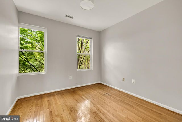 1512 10TH ST NW, Washington, DC 20001
