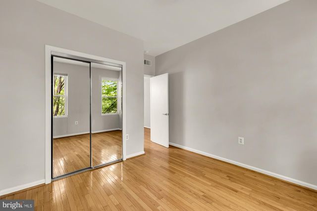 1512 10TH ST NW, Washington, DC 20001