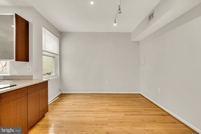 1512 10TH ST NW, Washington, DC 20001