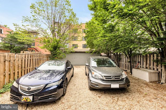1512 10TH ST NW, Washington, DC 20001