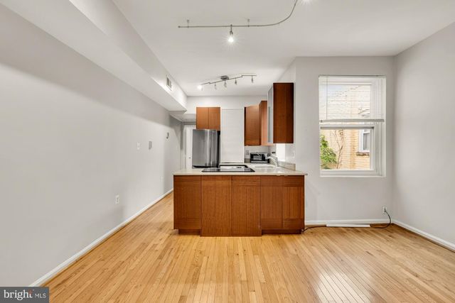 1512 10TH ST NW, Washington, DC 20001