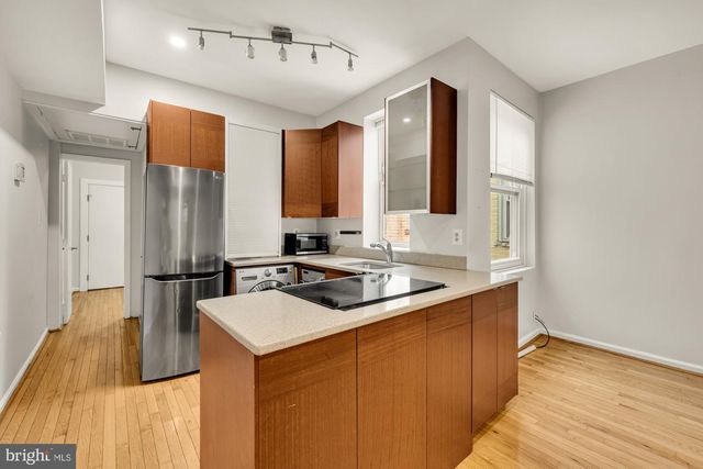 1512 10TH ST NW, Washington, DC 20001