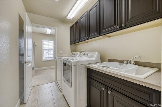 17812 W 83rd Place, Arvada, CO 80007