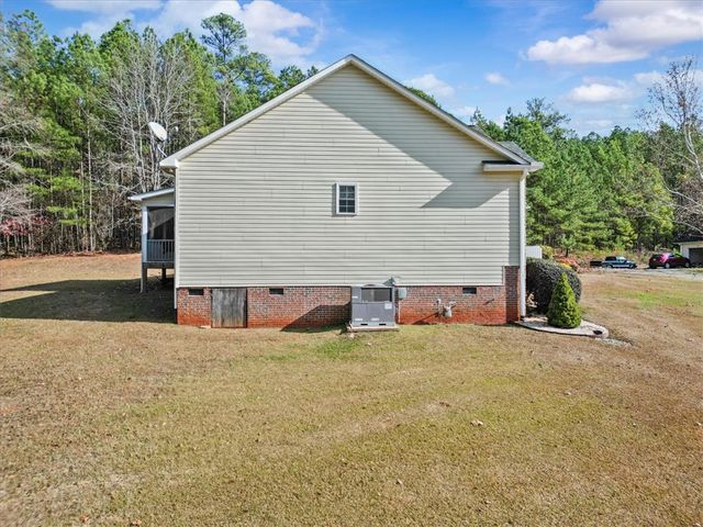 109 English Holley Court, Pickens, SC 29671