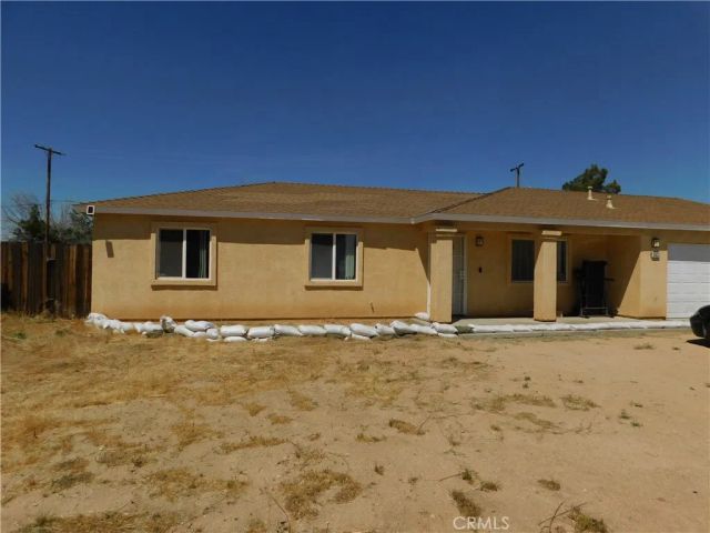 9037 S Loop, California City, CA 93505