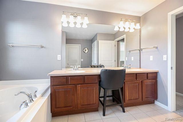 2418 Premier Lane, Canton, MI 48188