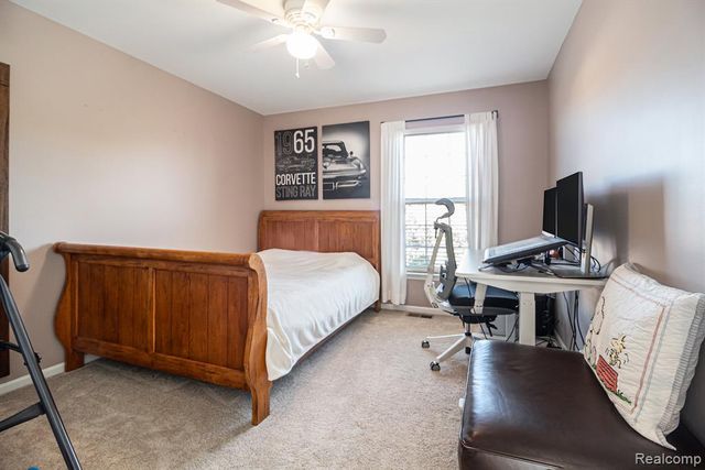 2418 Premier Lane, Canton, MI 48188