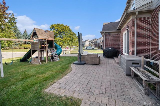 2418 Premier Lane, Canton, MI 48188