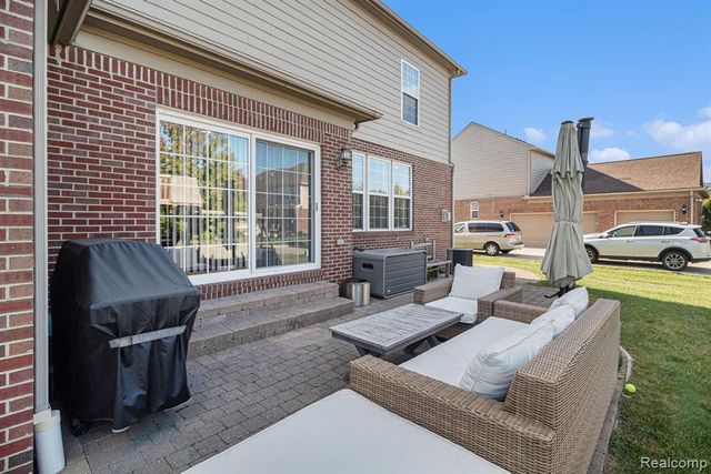 2418 Premier Lane, Canton, MI 48188
