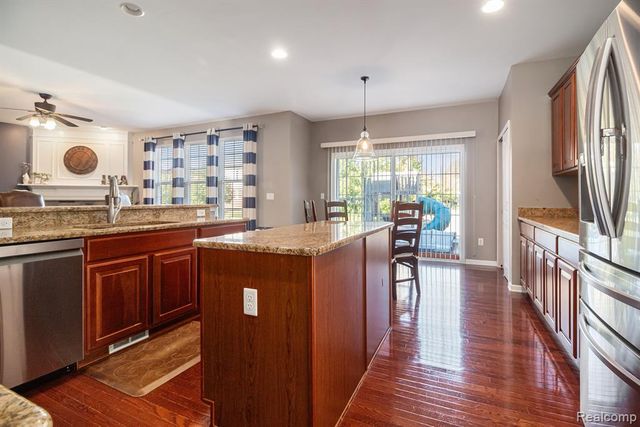 2418 Premier Lane, Canton, MI 48188