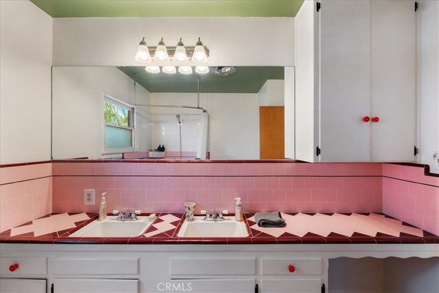 444 Myrtlewood, Calimesa, CA 92320