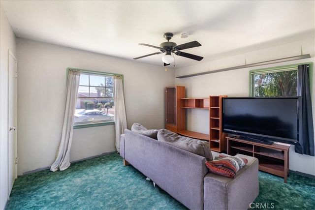 444 Myrtlewood, Calimesa, CA 92320