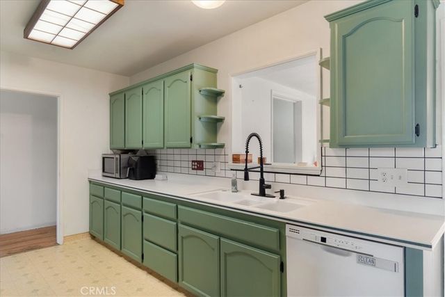 444 Myrtlewood, Calimesa, CA 92320