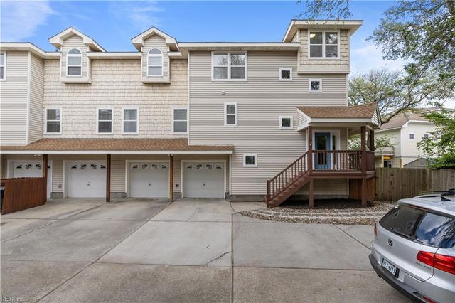 3607 Dupont CIR, Virginia Beach, VA 23455