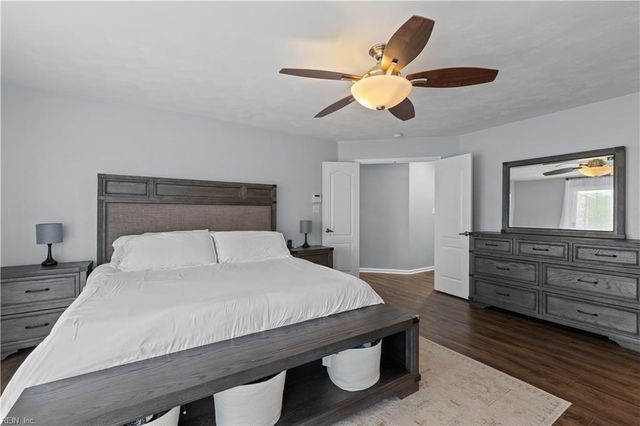 3607 Dupont CIR, Virginia Beach, VA 23455