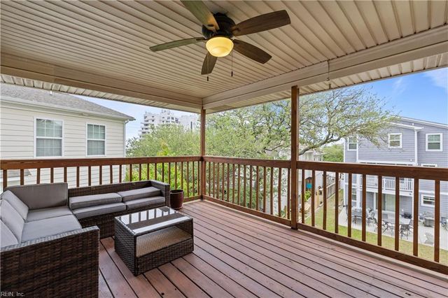 3607 Dupont CIR, Virginia Beach, VA 23455