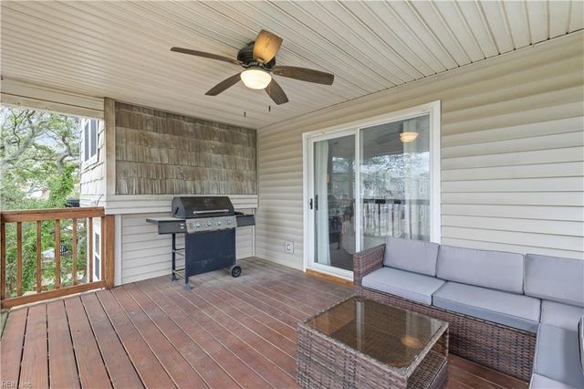 3607 Dupont CIR, Virginia Beach, VA 23455