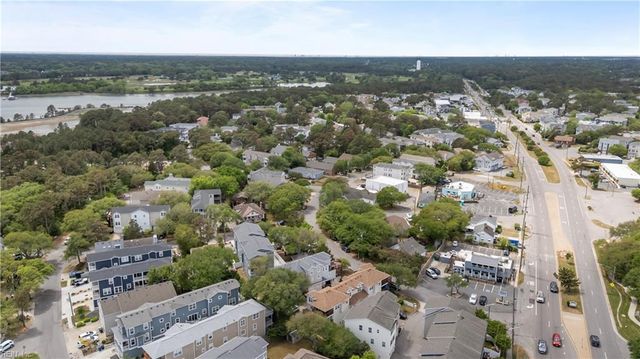 3607 Dupont CIR, Virginia Beach, VA 23455