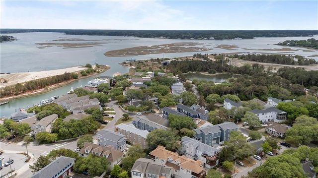 3607 Dupont CIR, Virginia Beach, VA 23455