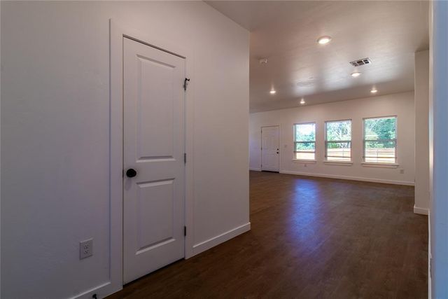 4212 N Shadybrook Drive, Oklahoma City, OK 73110