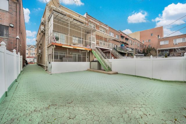 80-24 138th Street, Briarwood, NY 11435