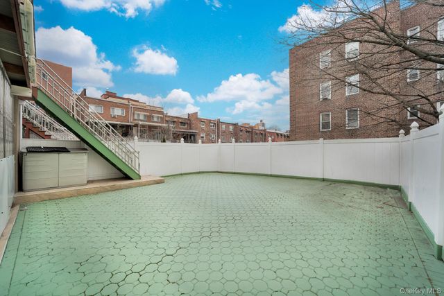 80-24 138th Street, Briarwood, NY 11435