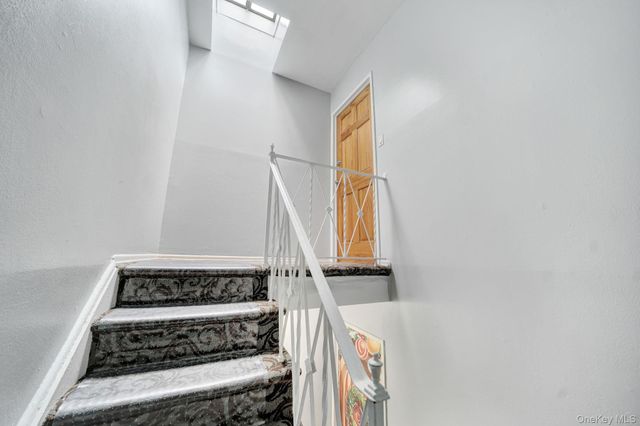 80-24 138th Street, Briarwood, NY 11435