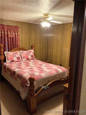 5449 N Terry Road, Austin, IN 47102