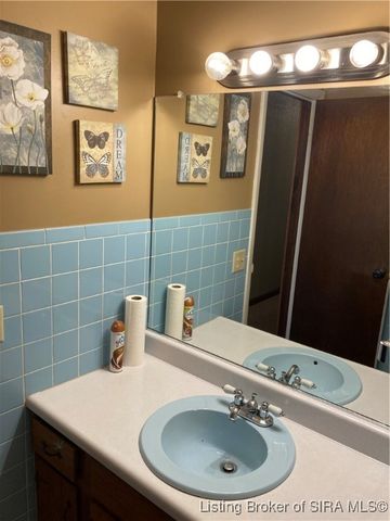 5449 N Terry Road, Austin, IN 47102