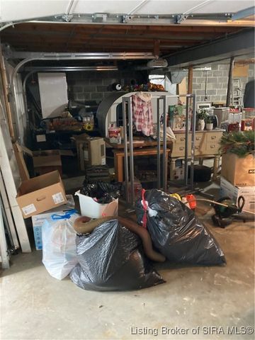 5449 N Terry Road, Austin, IN 47102