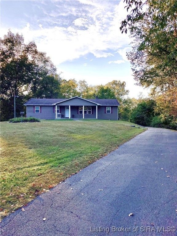 5449 N Terry Road, Austin, IN 47102