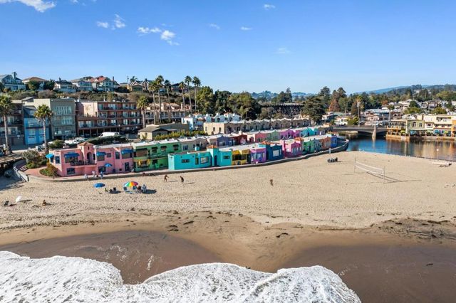 1430 Merrill Street, Santa Cruz, CA 95062