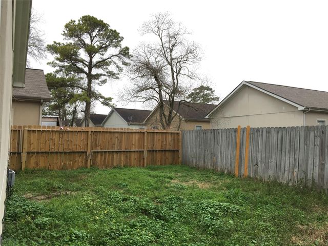11811 Greensbrook Forest Drive, Houston, TX 77044