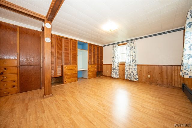 2125 Lakeview Road, Hamburg, NY 14085