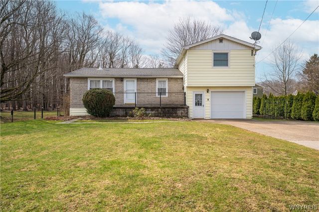 2125 Lakeview Road, Hamburg, NY 14085