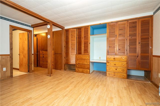 2125 Lakeview Road, Hamburg, NY 14085