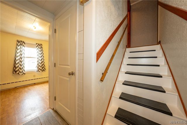 2125 Lakeview Road, Hamburg, NY 14085