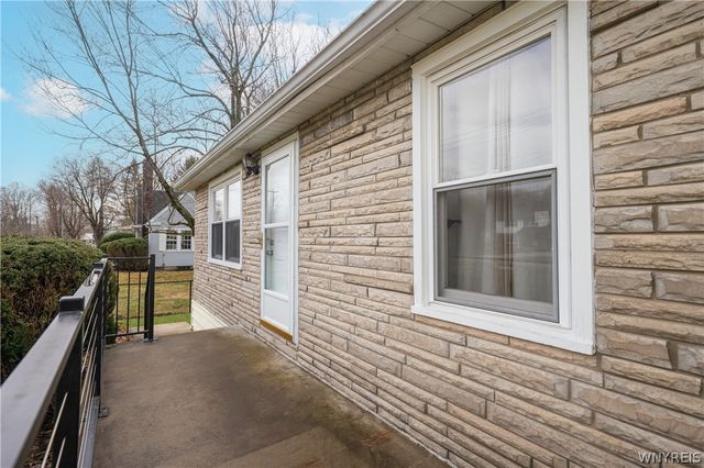 2125 Lakeview Road, Hamburg, NY 14085