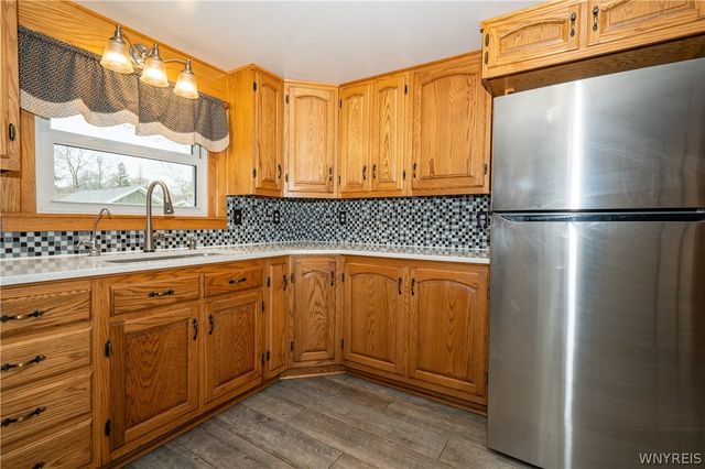 2125 Lakeview Road, Hamburg, NY 14085