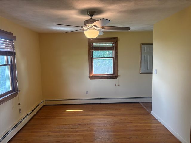 12 Greenway Drive, Bristol, RI 02809