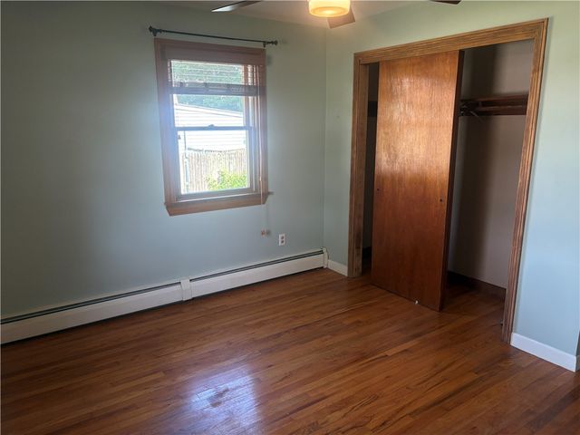 12 Greenway Drive, Bristol, RI 02809