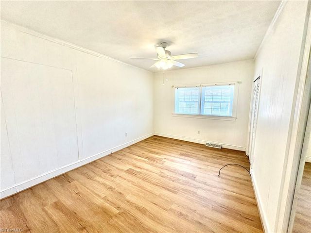 215 Clifton Street, Eden, NC 27288
