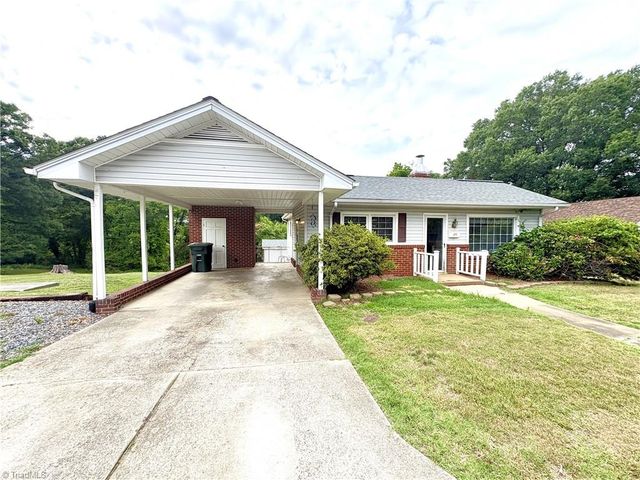 215 Clifton Street, Eden, NC 27288