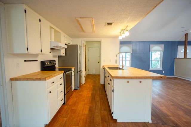3121 Edgewood Drive, San Angelo, TX 76903