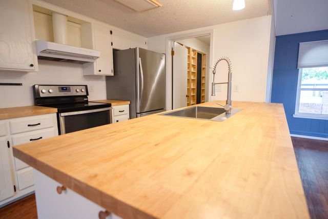 3121 Edgewood Drive, San Angelo, TX 76903