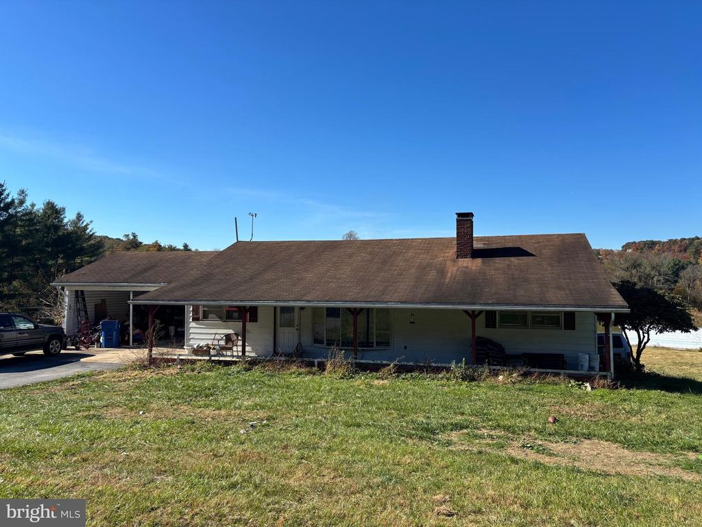96 PINE GROVE FURNACE RD, Aspers, PA 17304