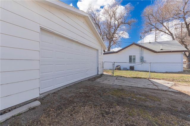 3714 5th Avenue S, Billings, MT 59101