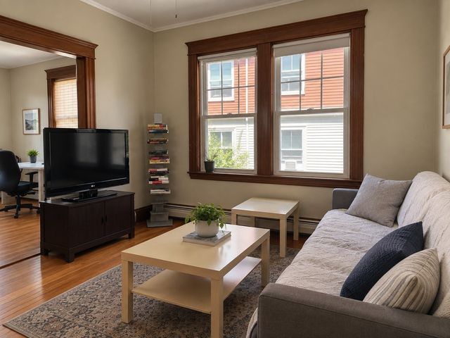 7 Pierce Ave 3, Beverly, MA 01915