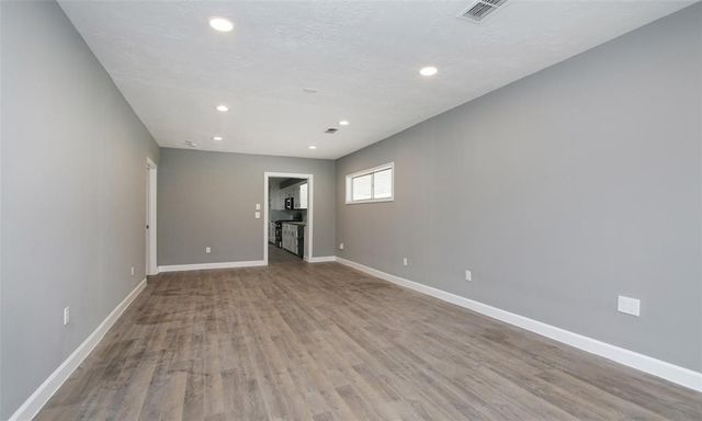 402 S 72nd Street, Houston, TX 77011