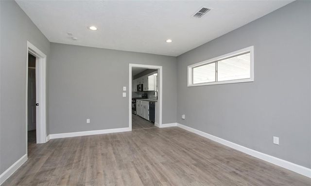 402 S 72nd Street, Houston, TX 77011